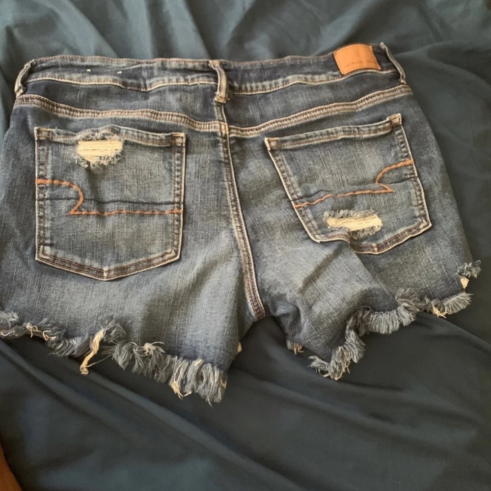 🛑🛑SOLD🛑🛑Shorts - Picture 2 of 3